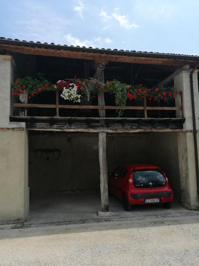 B&B La Casa Di Loretta Paderno Exterior foto